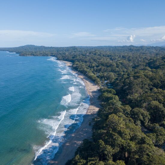 spiaggia caraibi costarica